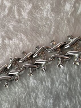 Silver-Tone Women's Statement Chain Bracelet